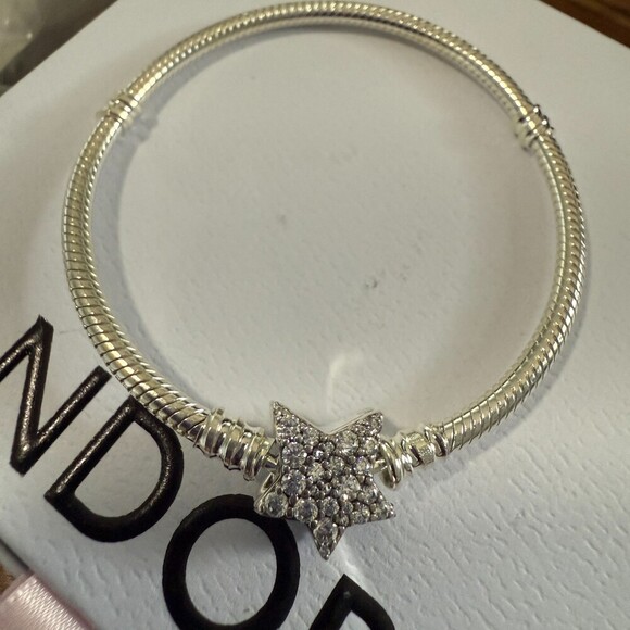 Authentic Pandora, 22CM,  Sparkling Star Silver Snake Chain Bracelet, CLOSEOUT - Picture 6 of 7